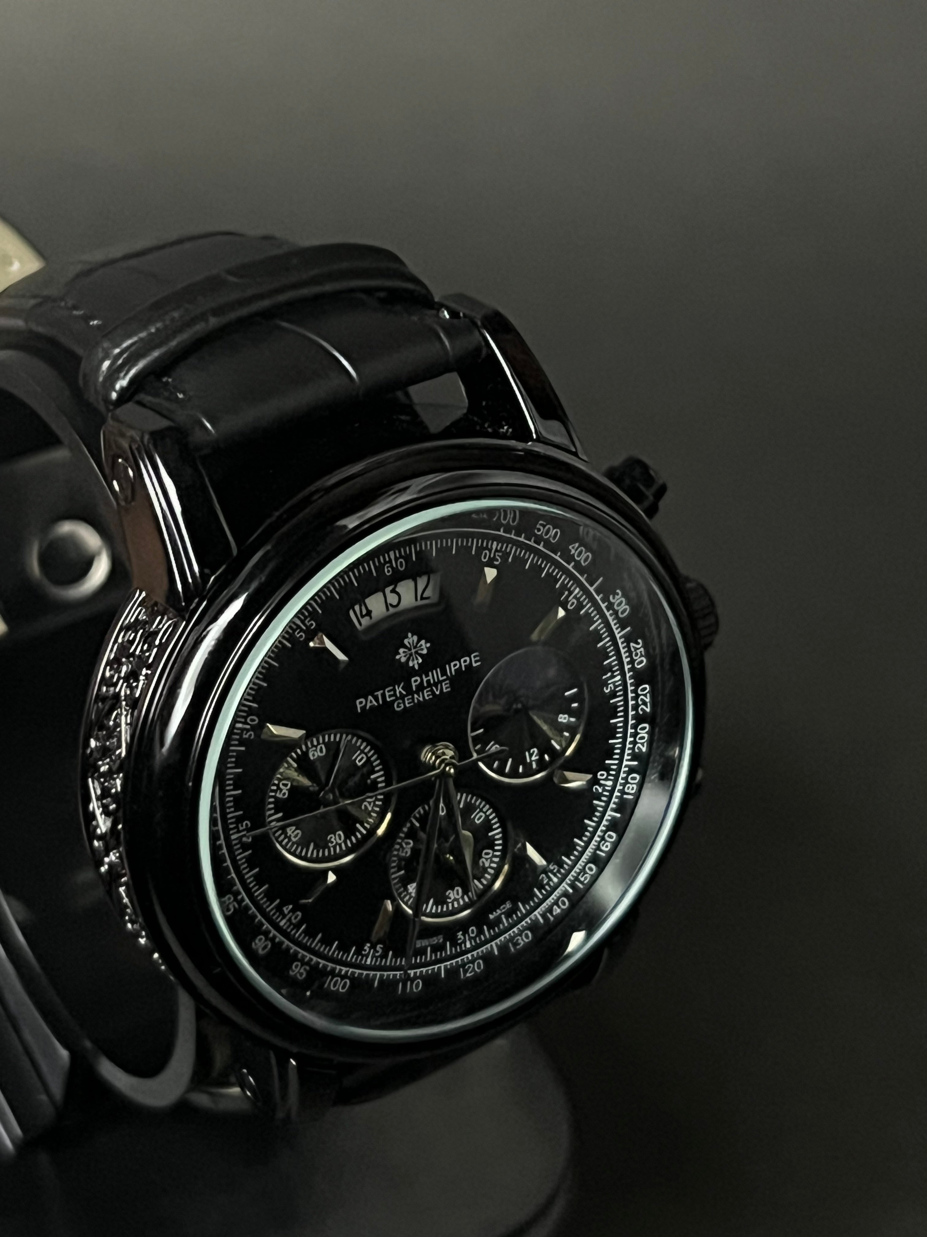 Patek Philippe Geneve Chronograph(working)