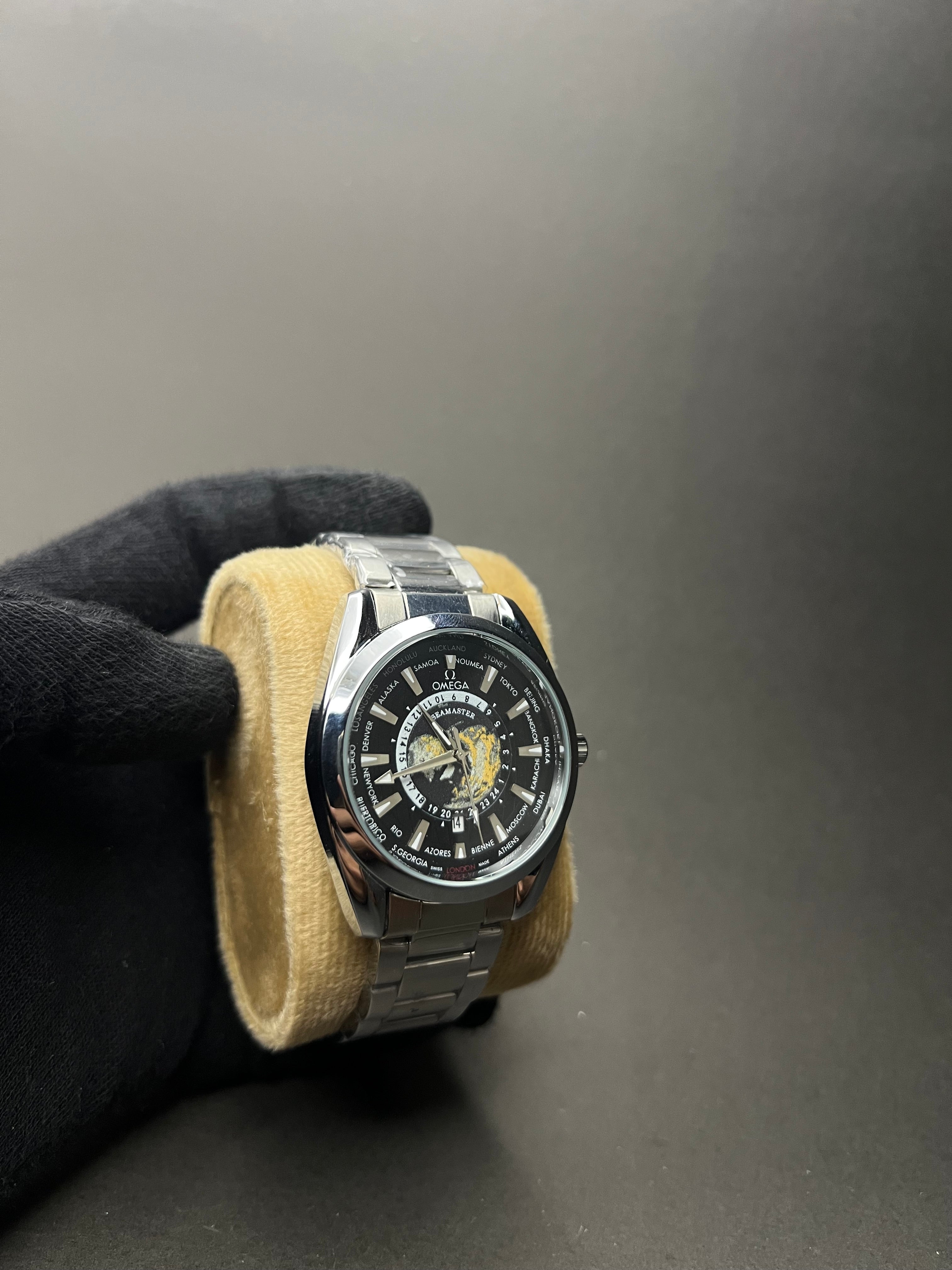 Omega Seamaster Aqua Terra Worldtimer – Master Chronometer