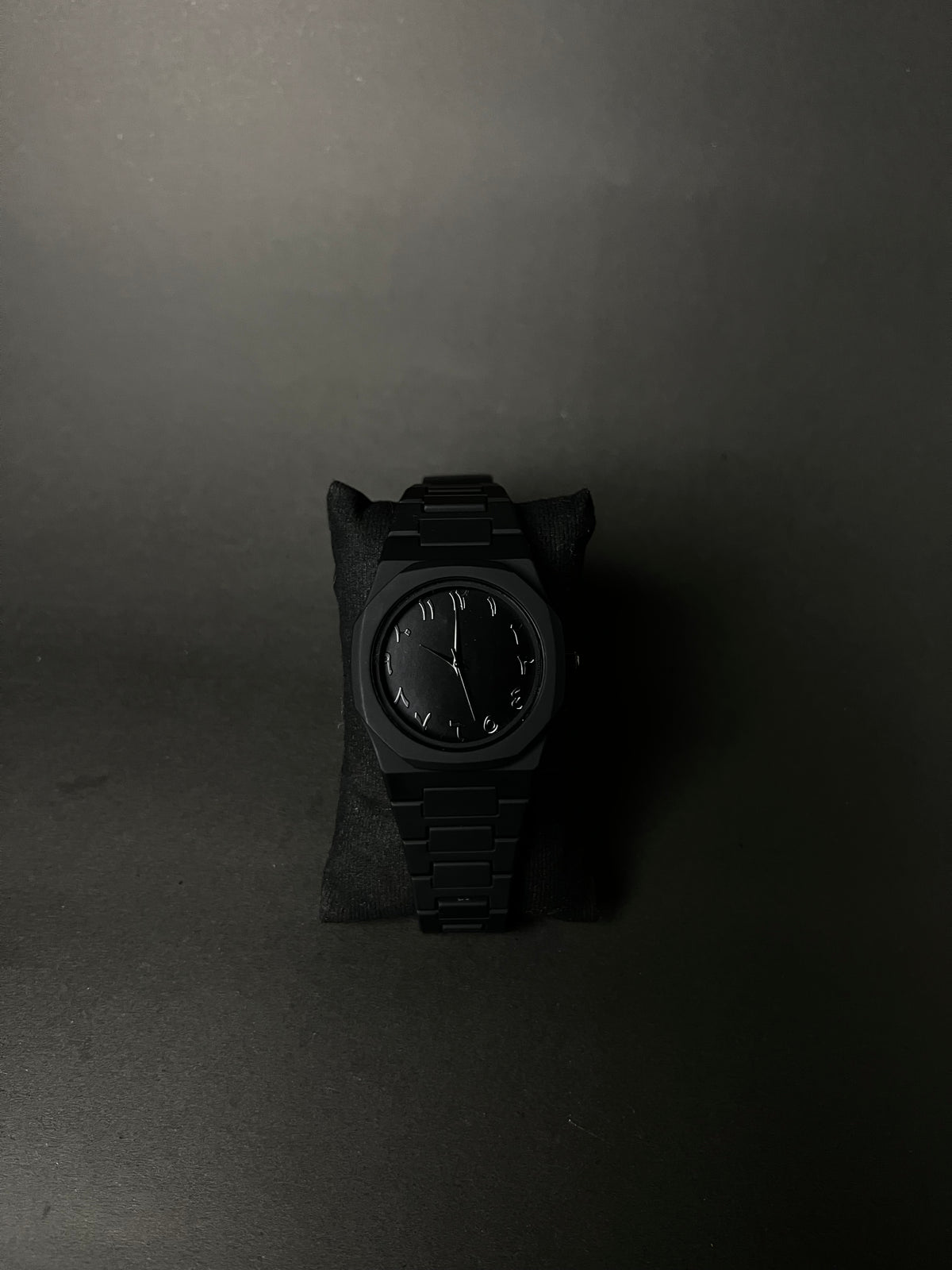 BLACK AURA WATCH