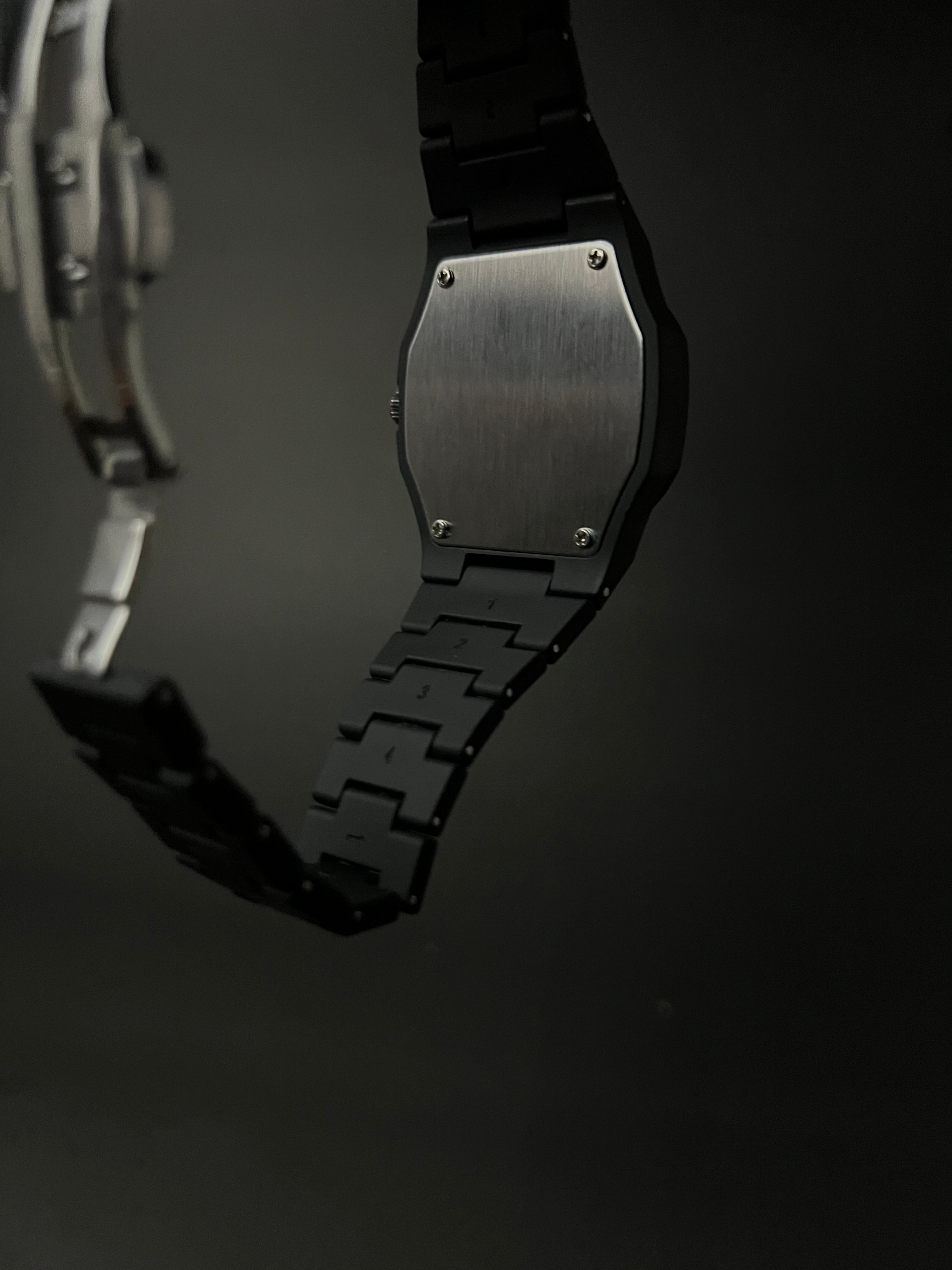 BLACK AURA WATCH