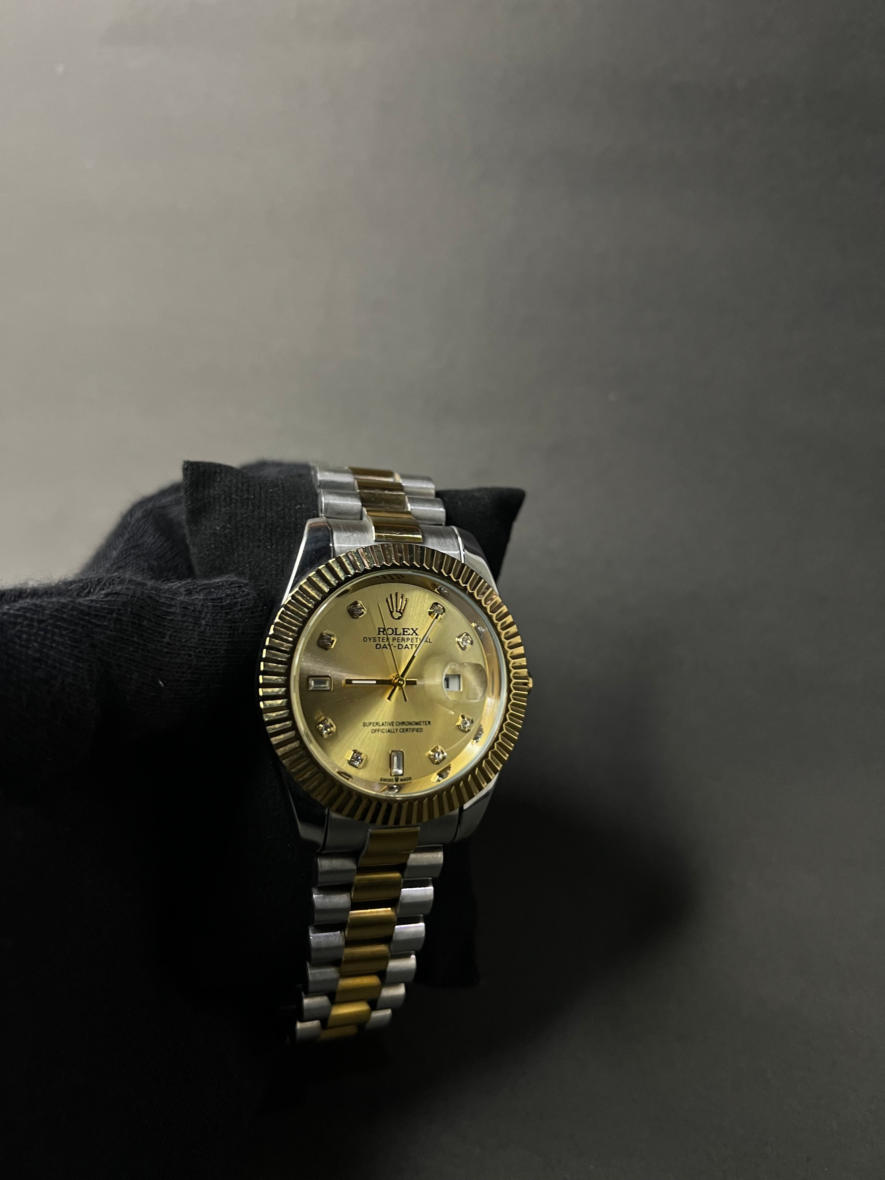 Rolex Oyster Perpetual Day-Date (DUAL TONE)